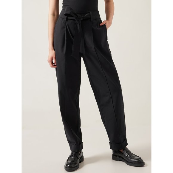 Athleta Pants - NWT Athleta Cardiff Pants 0P